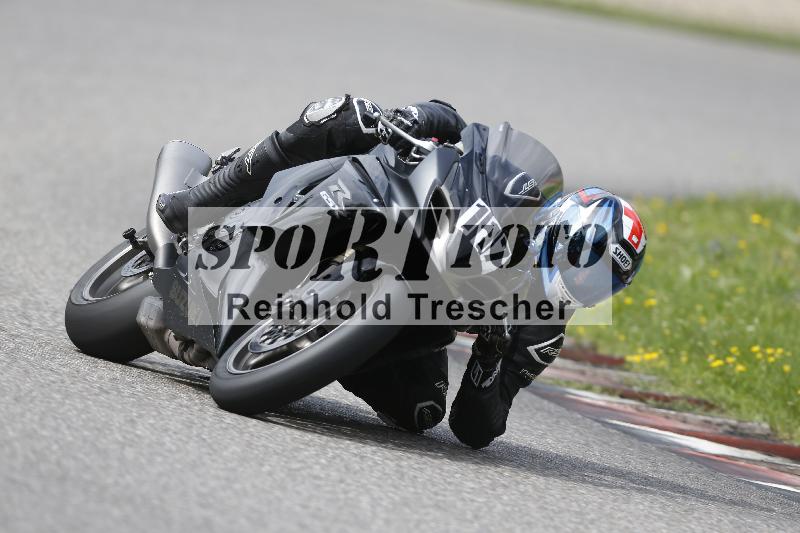 /37 28.07.2025 Dunlop Ride und Test Day ADR/Trackday Erfahren gelb Trackday schnell  rot/117